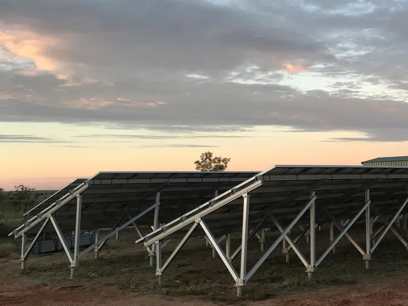 Panel solar fotovoltaico Estructura de sistema de montaje en tierra de aluminio YRK-Ground08